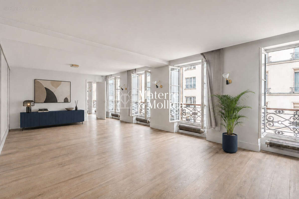 Appartement à PARIS-6E