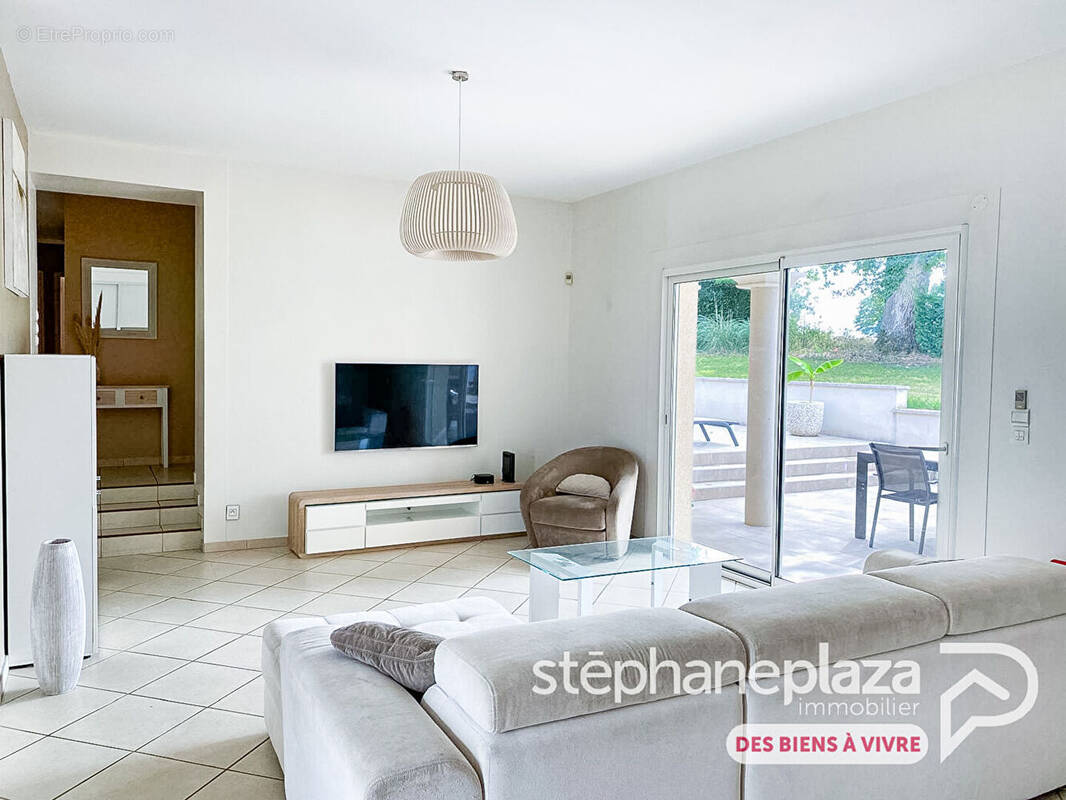 Maison à VILLARS-LES-DOMBES