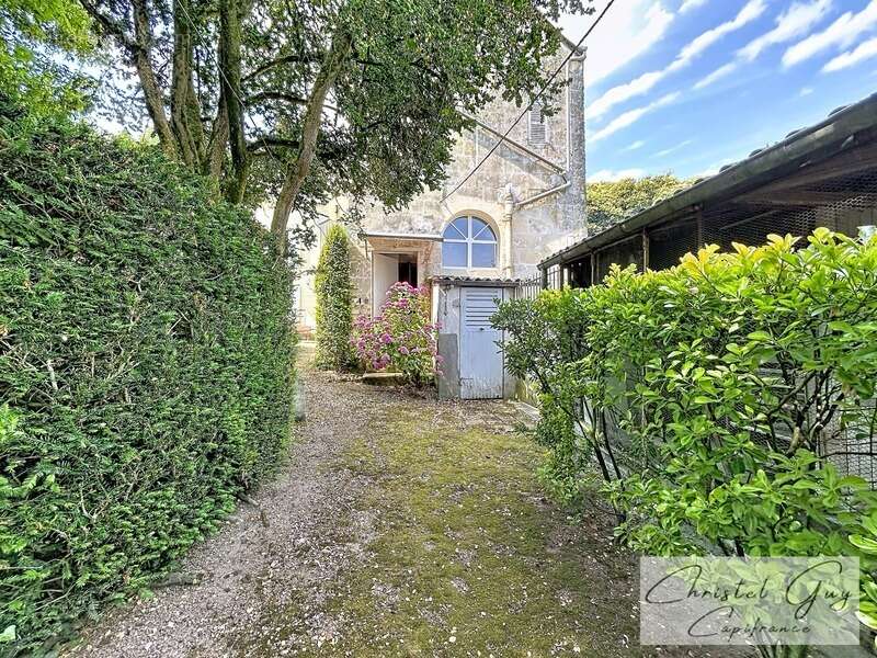 Maison à LA CHARTRE-SUR-LE-LOIR