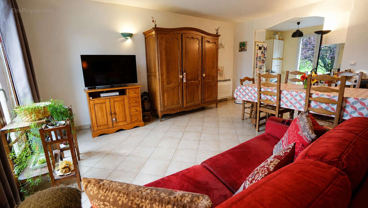 Maison à EPONE