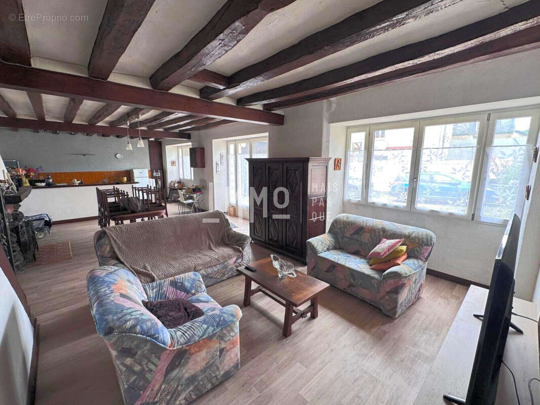 Maison à VOUVRAY-SUR-LOIR