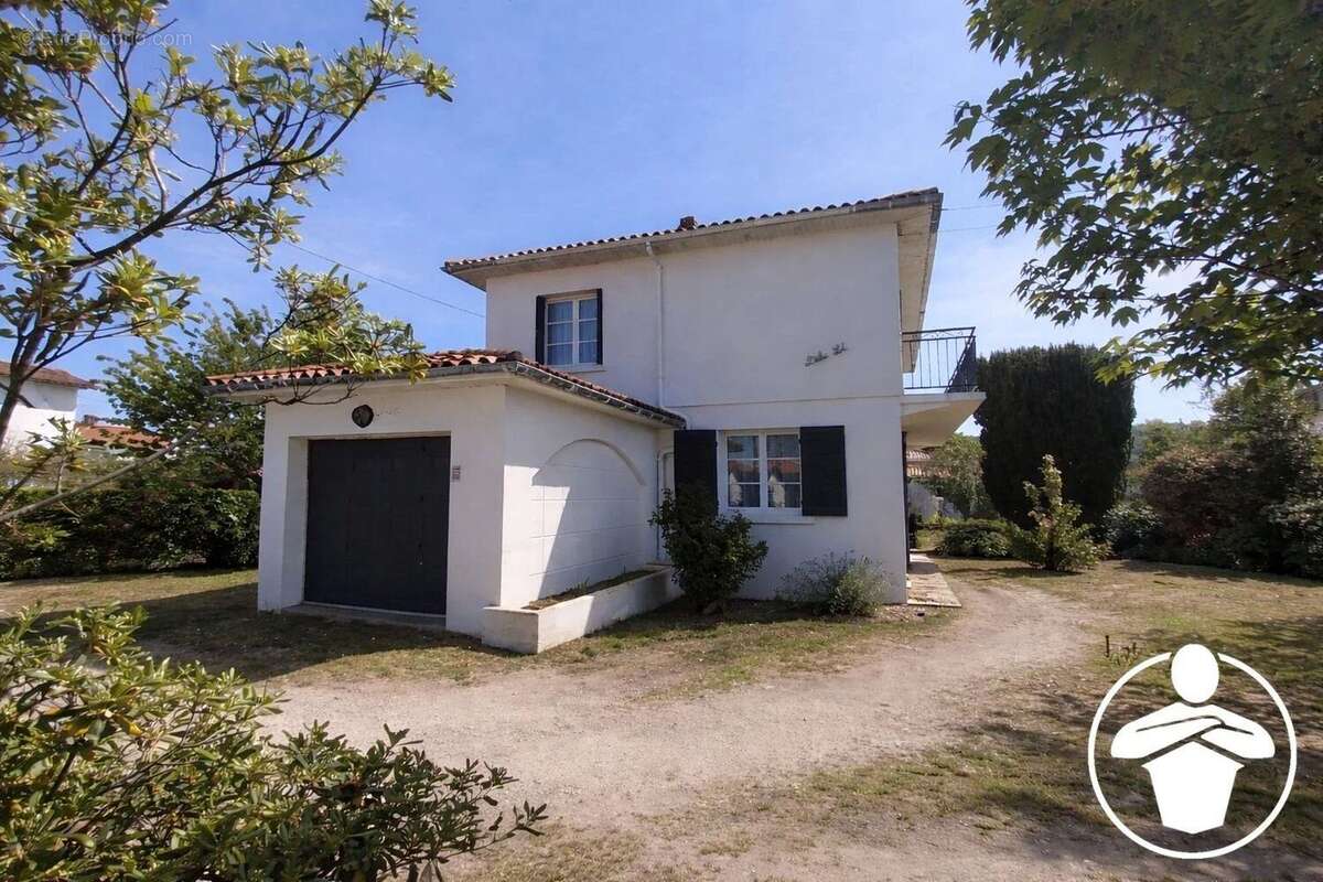 Maison à VILLENEUVE-SUR-LOT