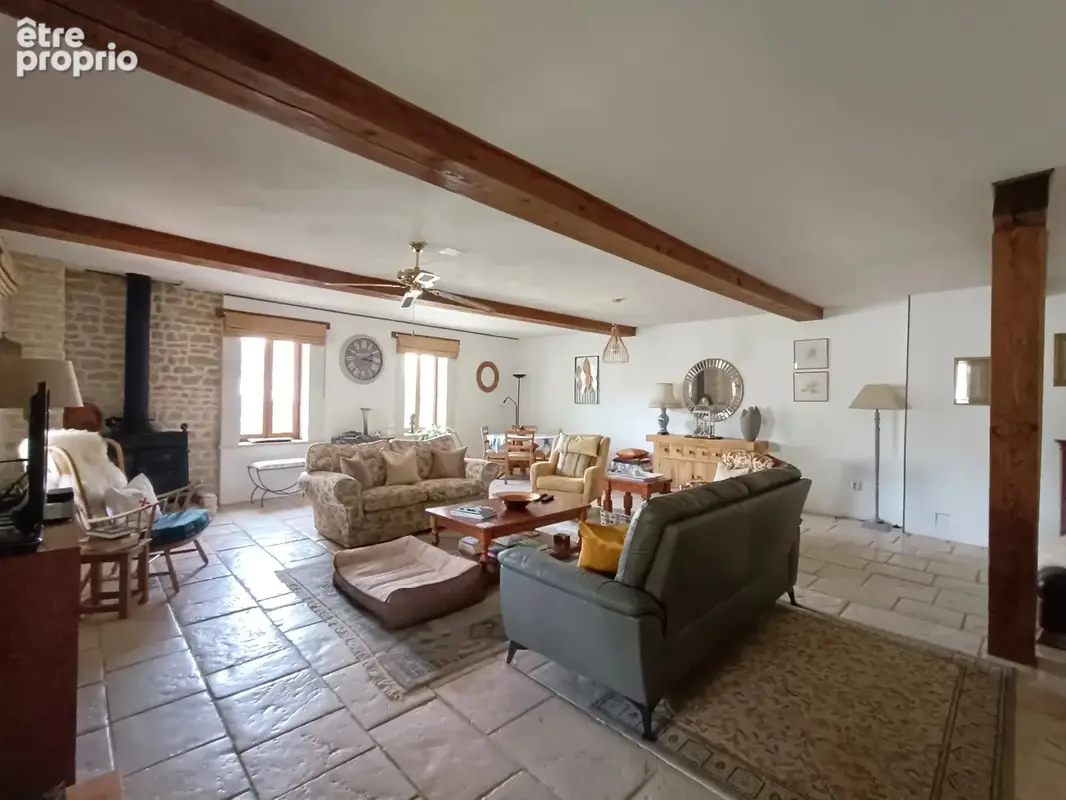 Belle grange et maison d'amis proche des commodités - 5 chambres au total! - photo 3