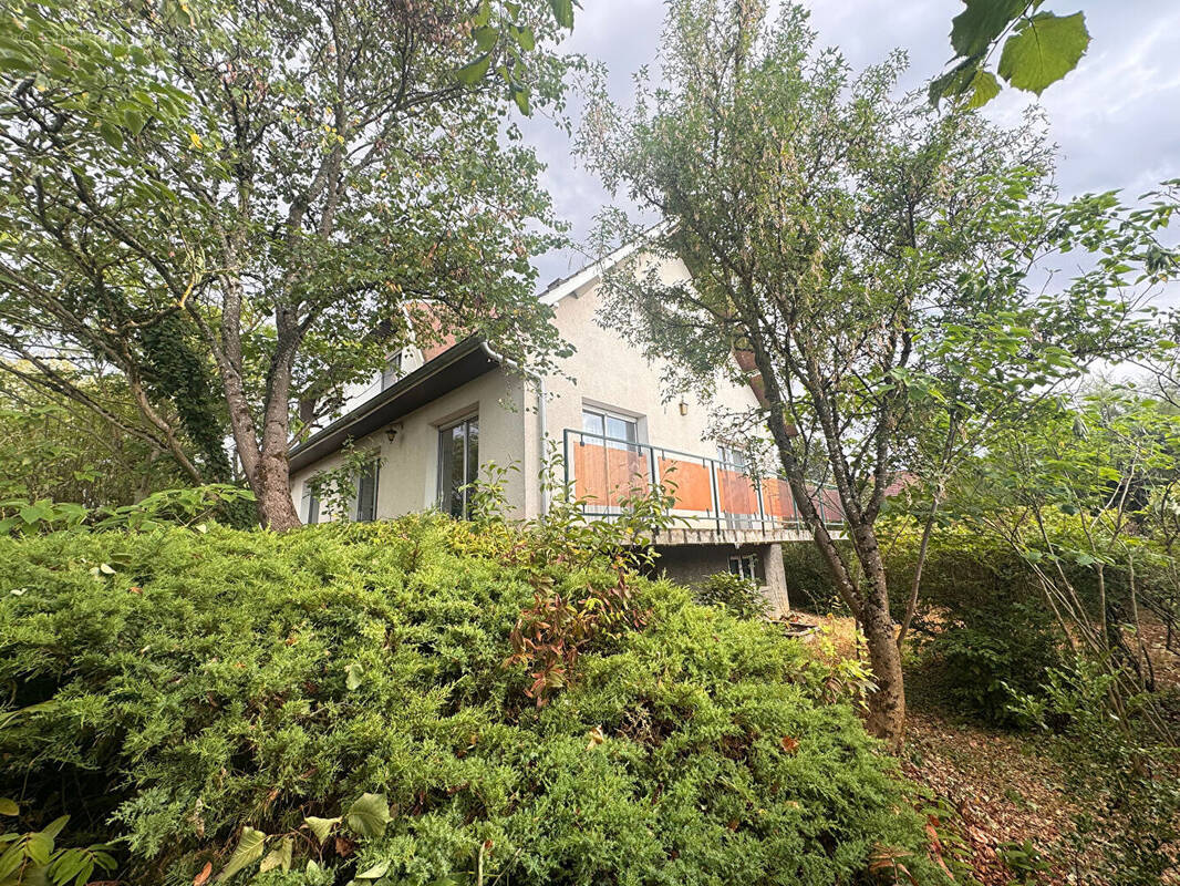 Maison à CHENOVE