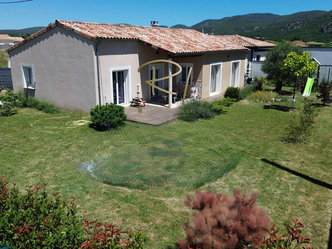 Maison à VALLON-PONT-D'ARC