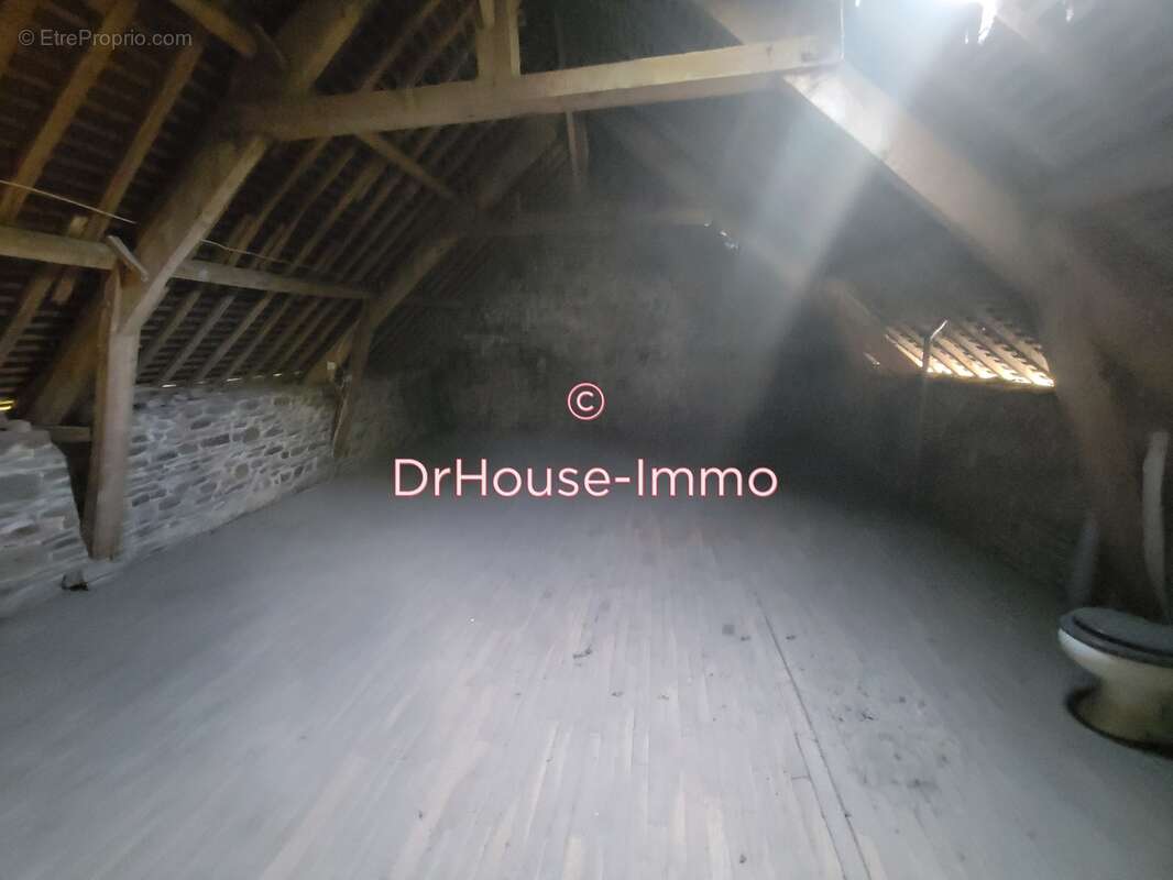 Maison à DOL-DE-BRETAGNE