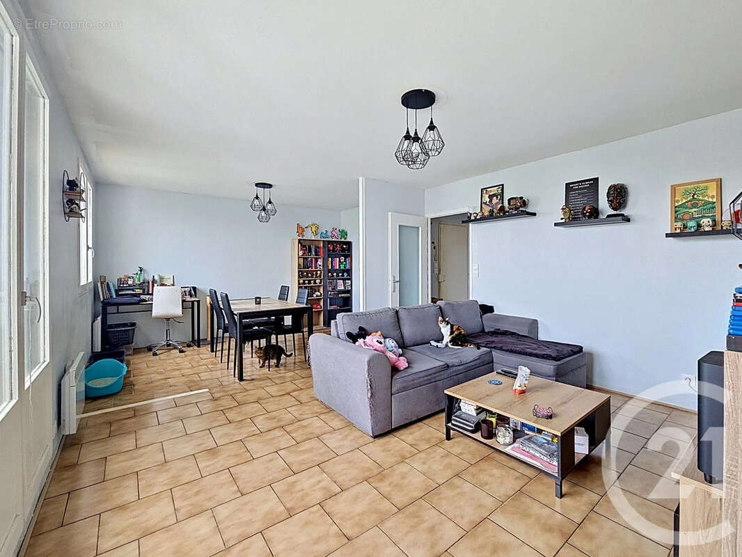 Appartement 92 m² à Troyes  - photo 2