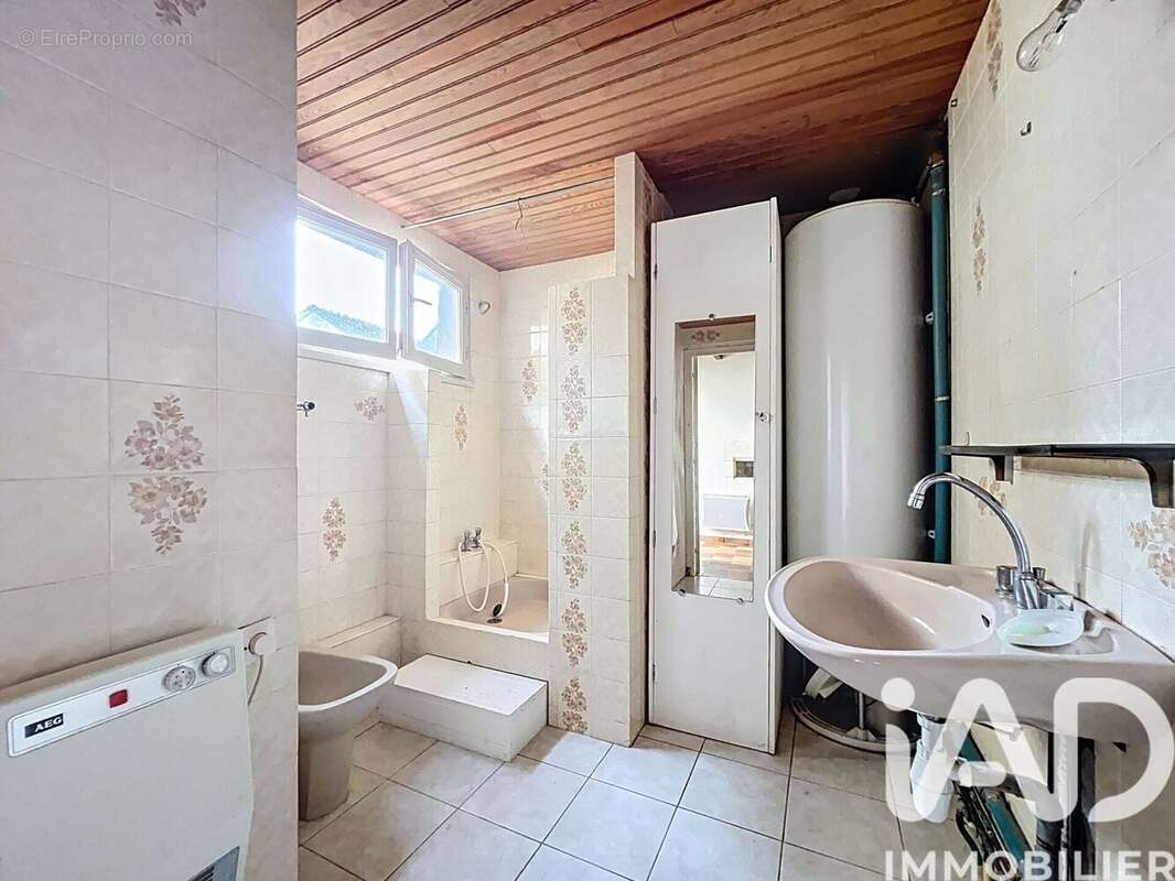 Maison 156 m² à Mailly-La-Ville  - photo 9