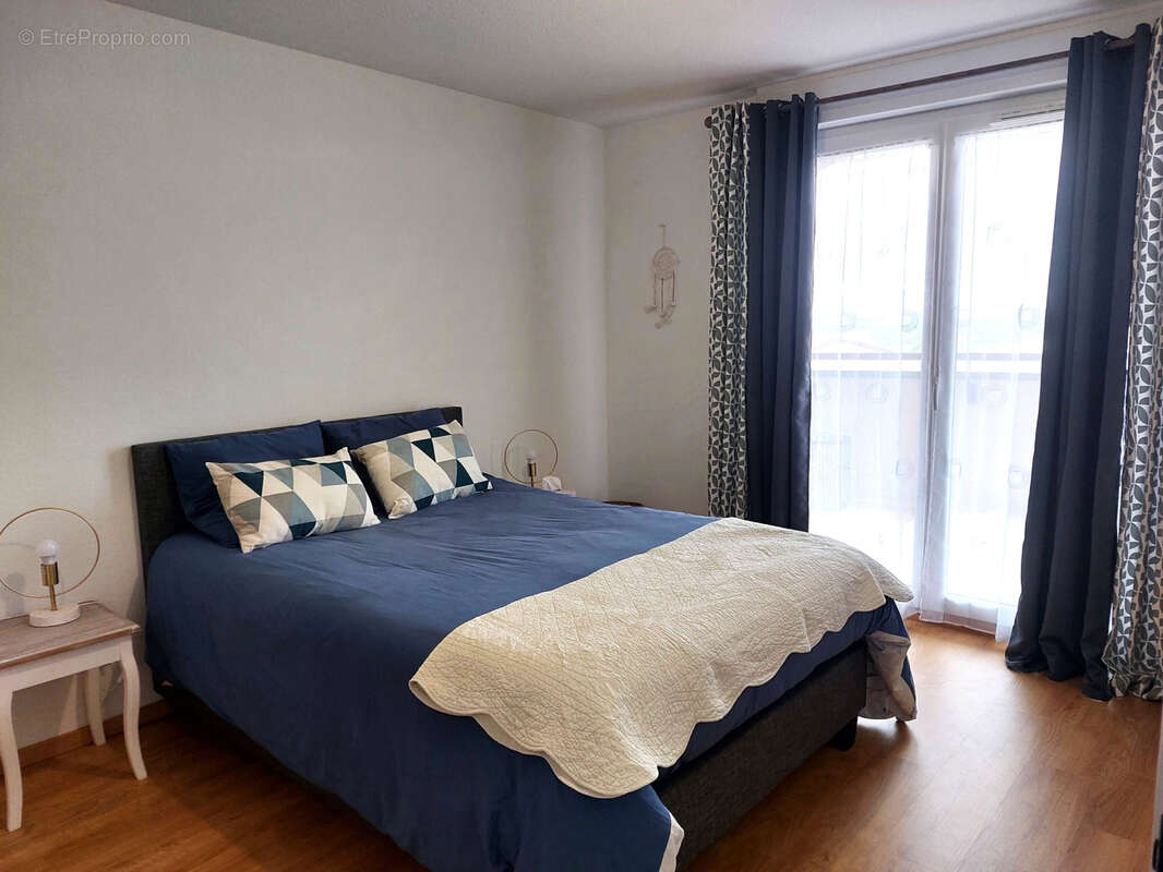 Appartement à SAINT-LOUP-CAMMAS