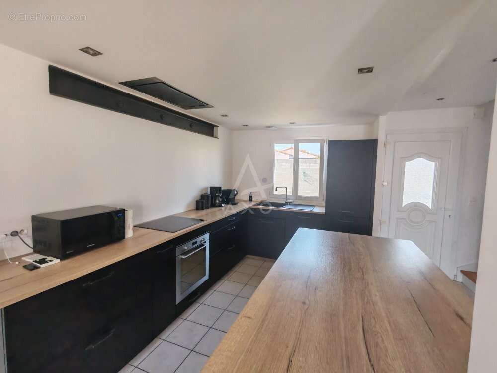 Maison à LE LANDREAU