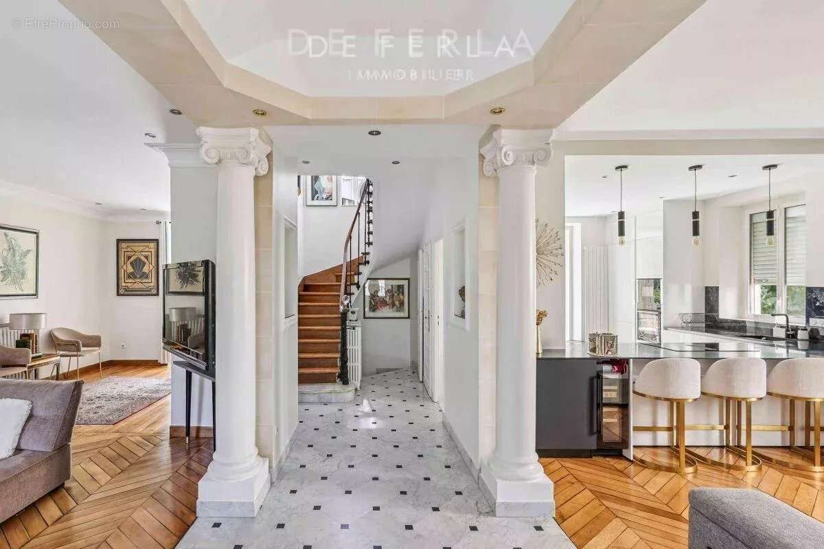 Propriété d’exception avec piscine intérieure à proximité des bords de Marne - photo 3
