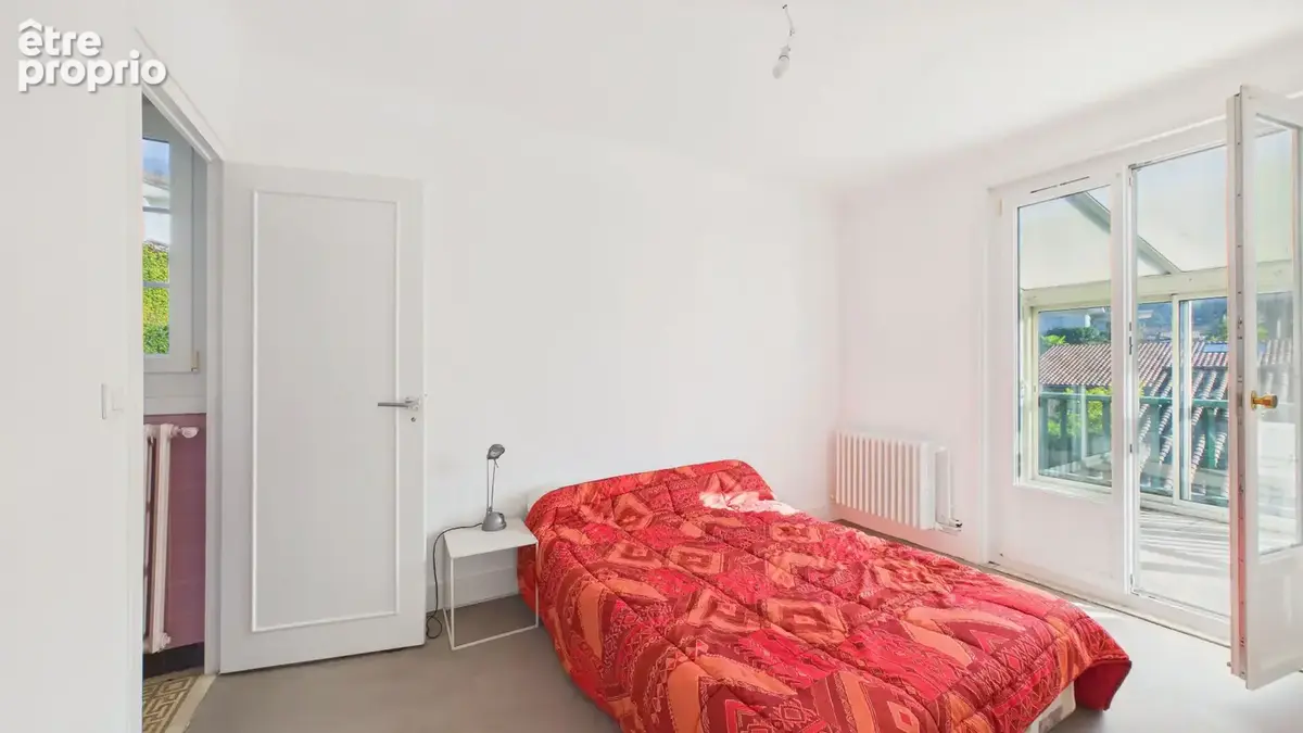 Front de mer Ciboure, plage de Socoa, appartement 80 m2 à réinventer - balcons, véranda, garage - photo 9