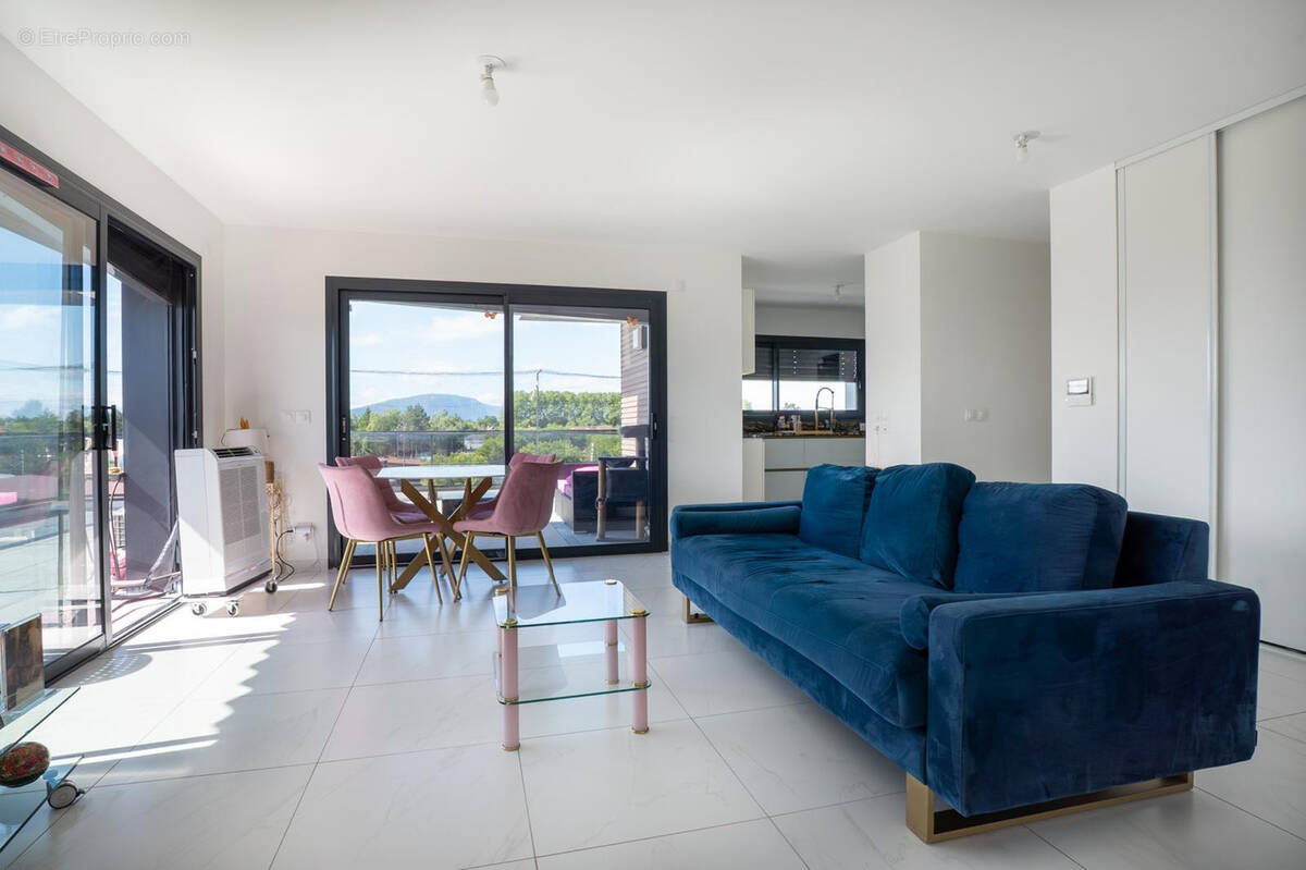 Appartement à VEIGY-FONCENEX