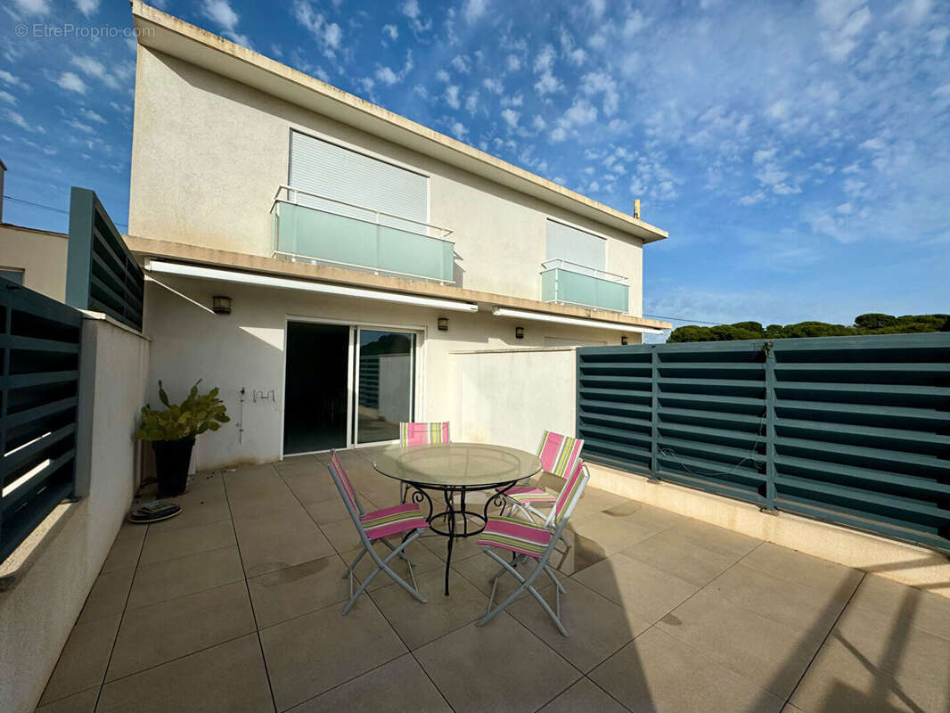 Appartement à SAUSSET-LES-PINS