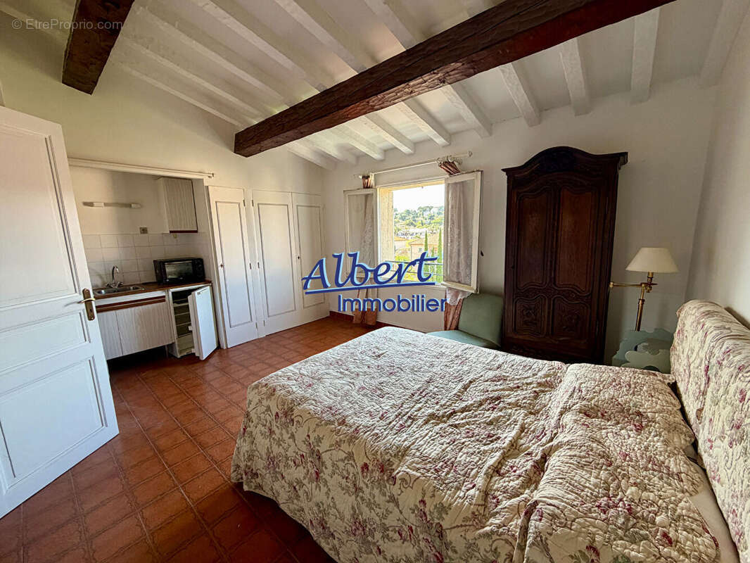 Appartement à SANARY-SUR-MER
