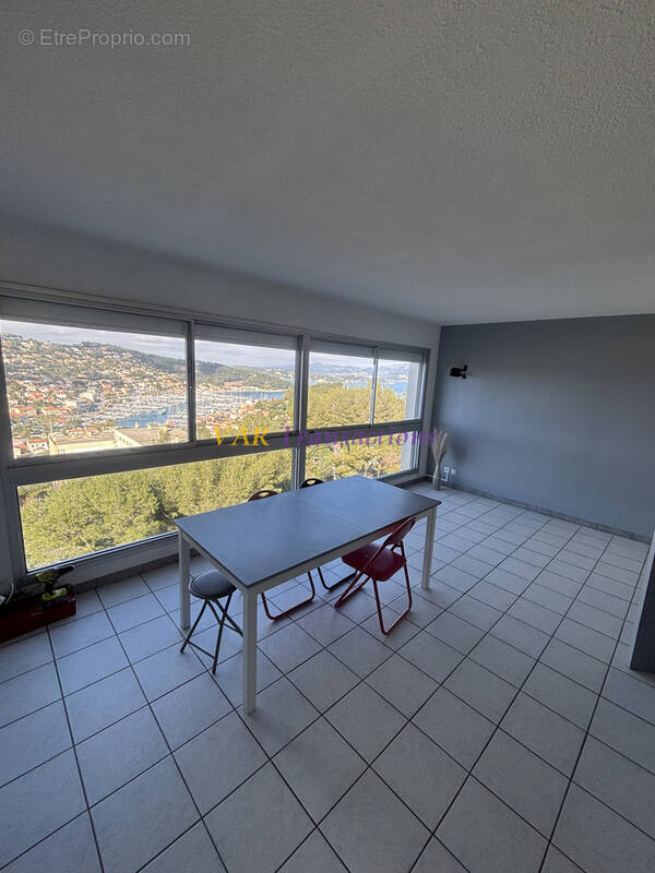 Appartement à SAINT-MANDRIER-SUR-MER
