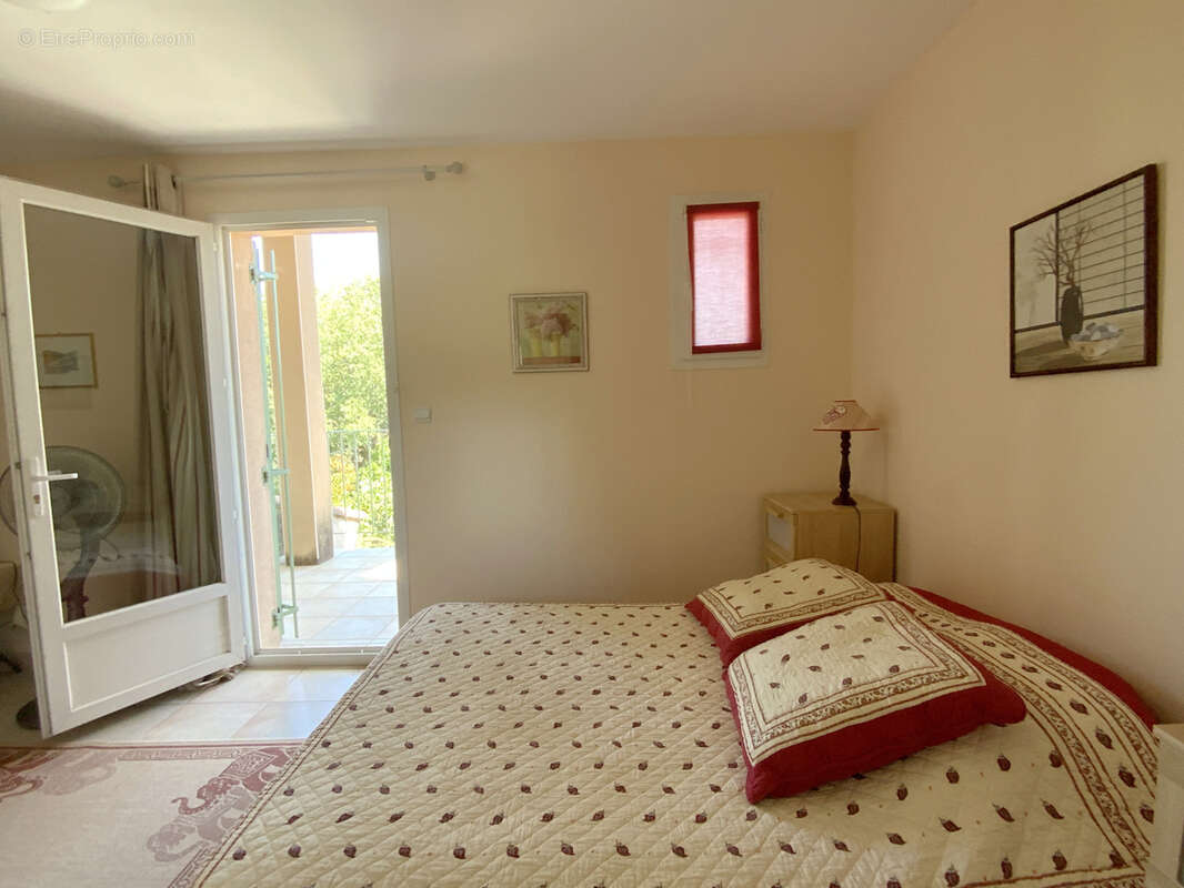 Villa avec piscine à 4 km d' Uzès. - photo 12