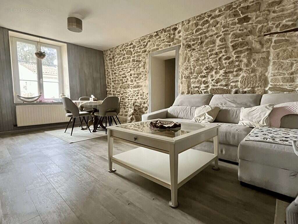 Maison à BURY