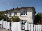 Maison à YZEURE