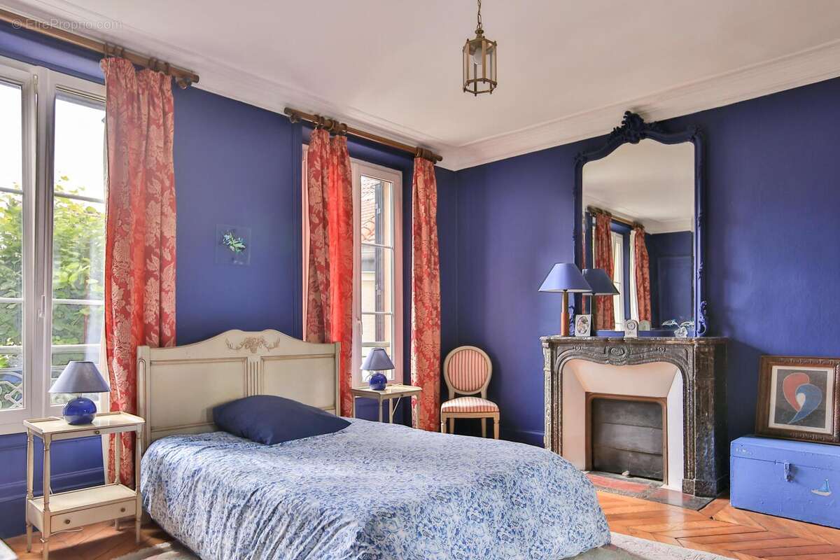 Photo 9 - Maison à BAILLY-ROMAINVILLIERS