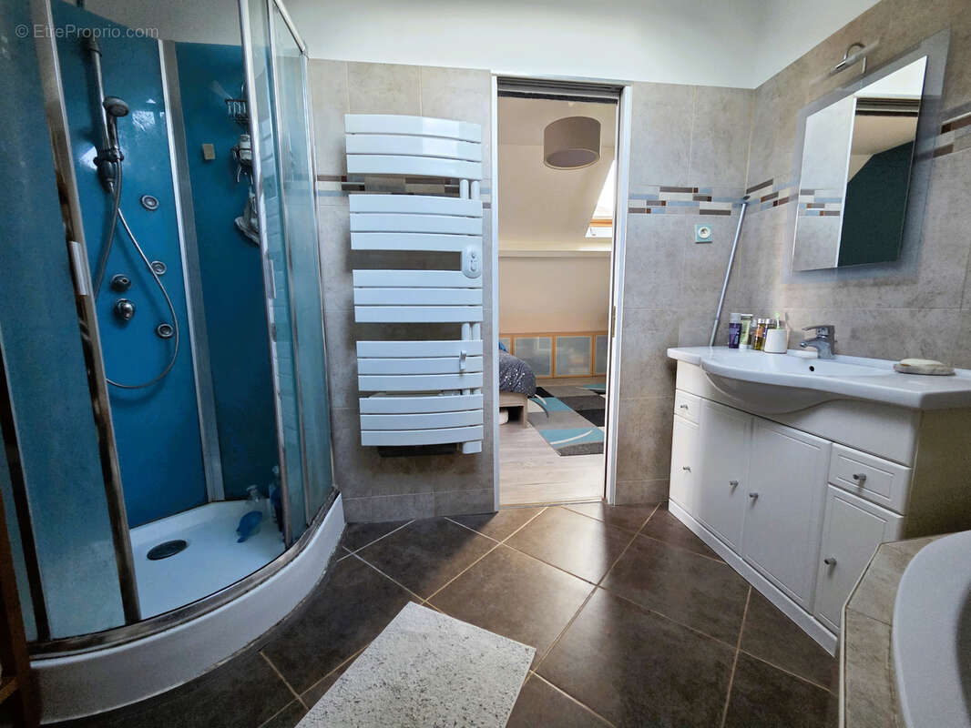 Maison à SAVIGNY-SUR-ORGE