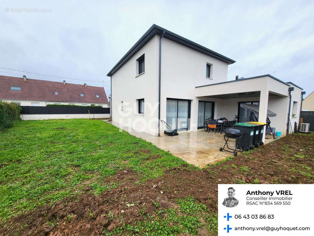 Maison à MONDEVILLE