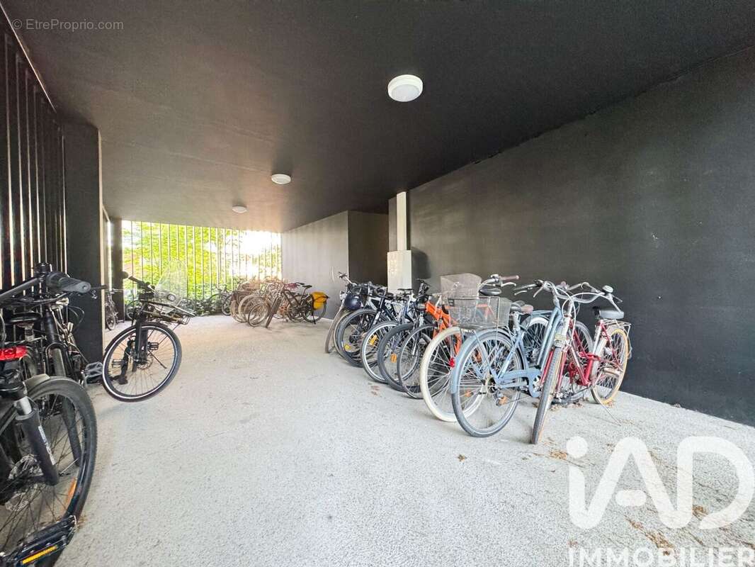 Photo 9 - Appartement à ISSY-LES-MOULINEAUX