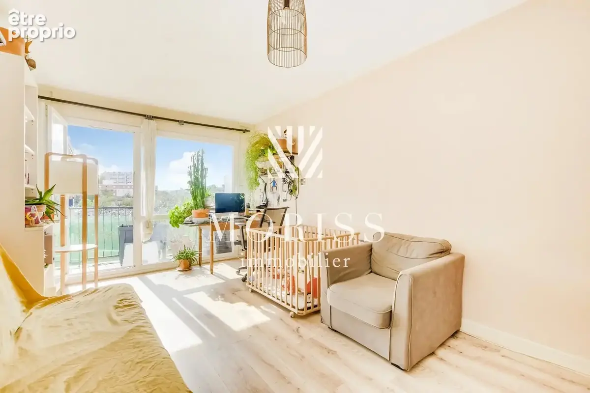 Bagnolet – rue anatole france – 2 pièces avec balcon filant, box et cave - photo 3