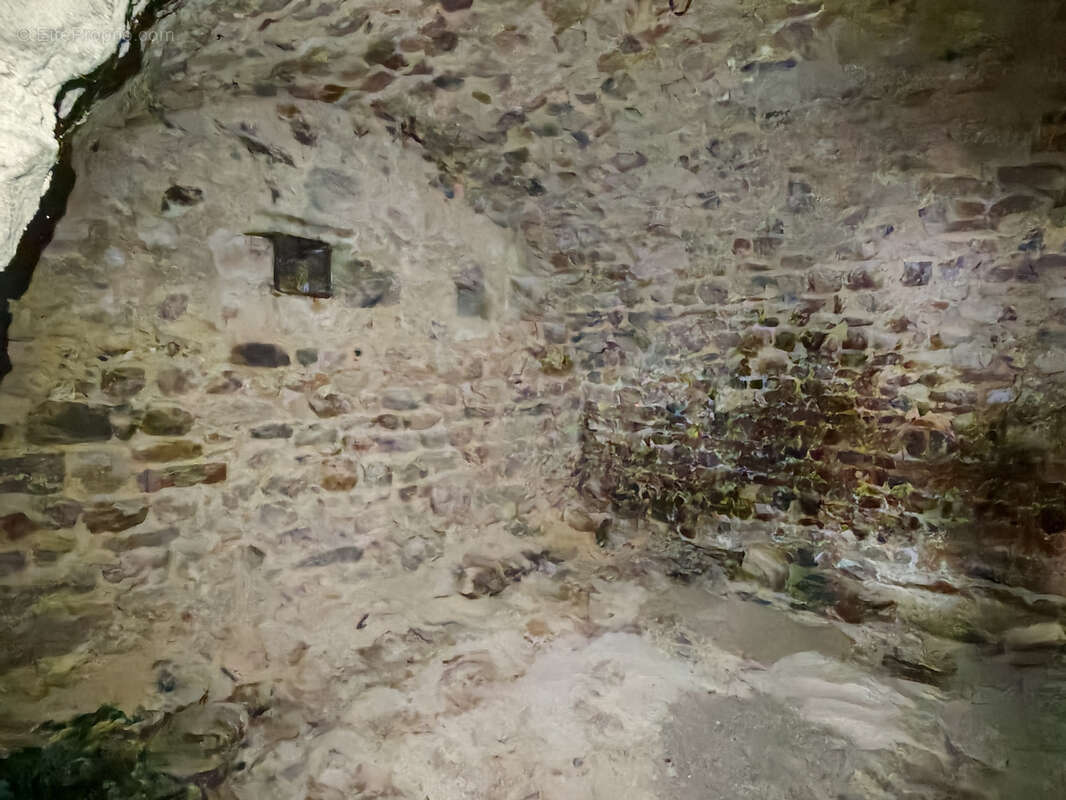 Maison à CHALENCON