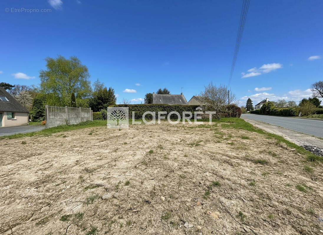 Terrain à LA GACILLY