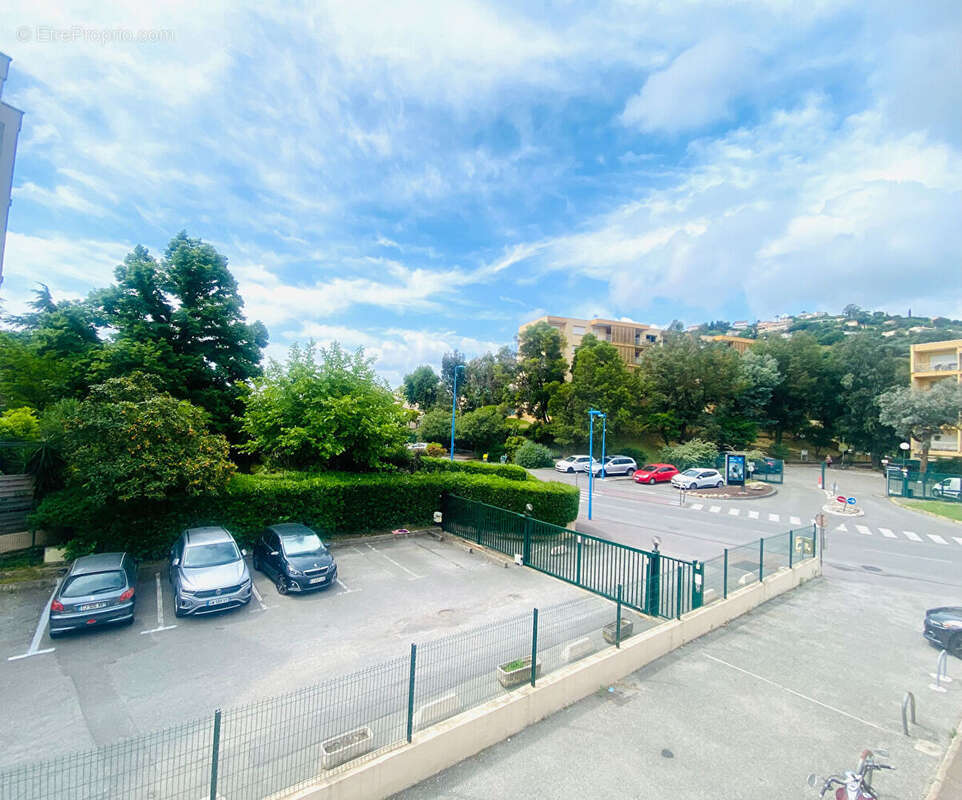Appartement à MANDELIEU-LA-NAPOULE