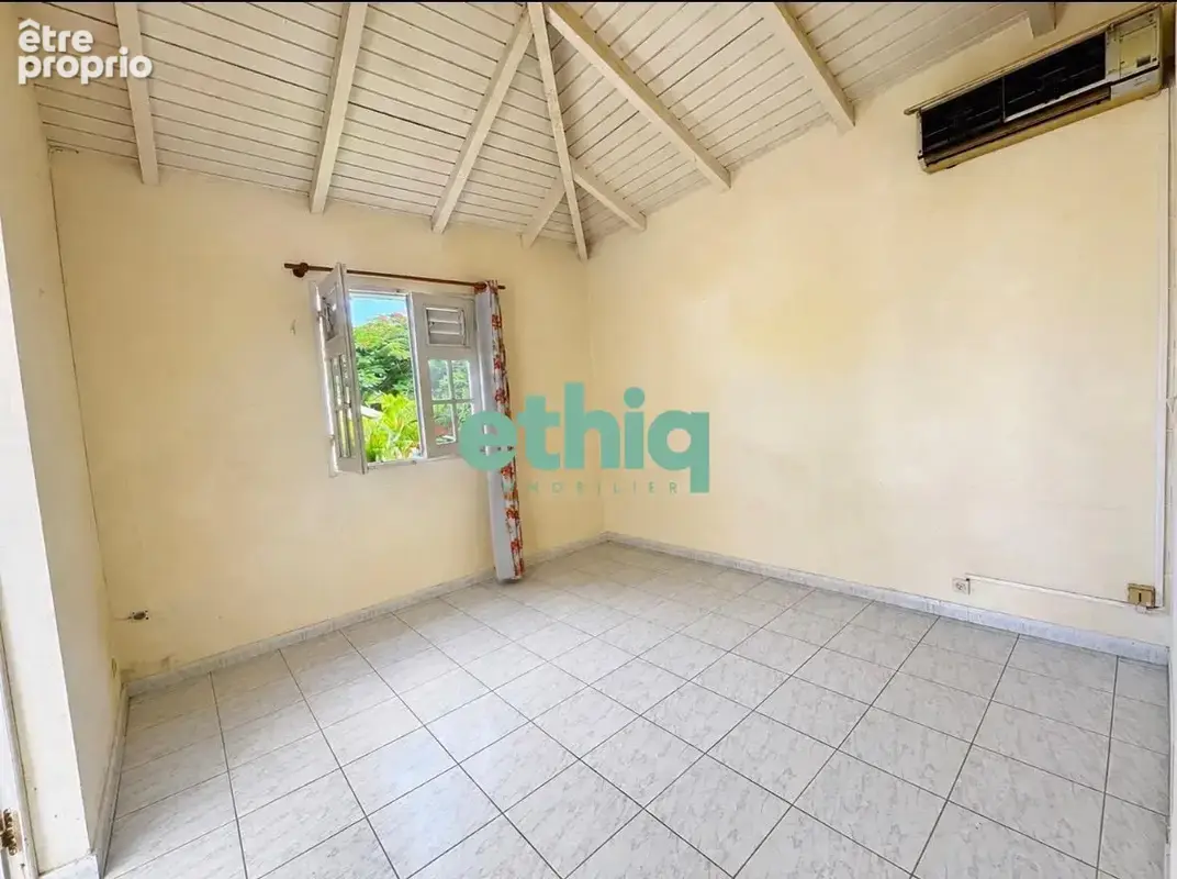Maison 90 m² à Saint-Francois  - photo 6