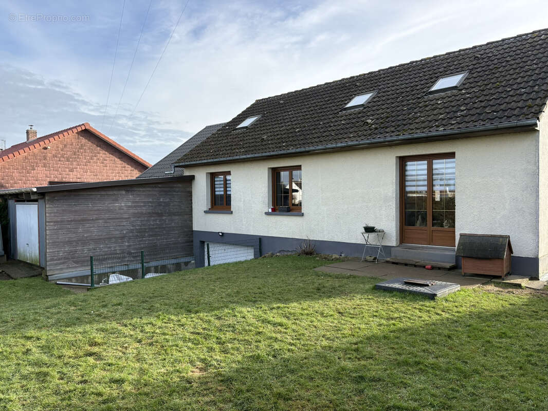 Maison à HALLENCOURT