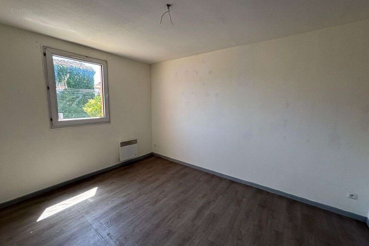 Résidence « LES LOGIS DE GRIGNAN » - T3 N°E006400104L - photo 4