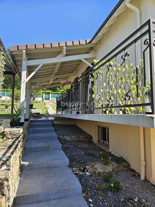 Maison à CHATELLERAULT