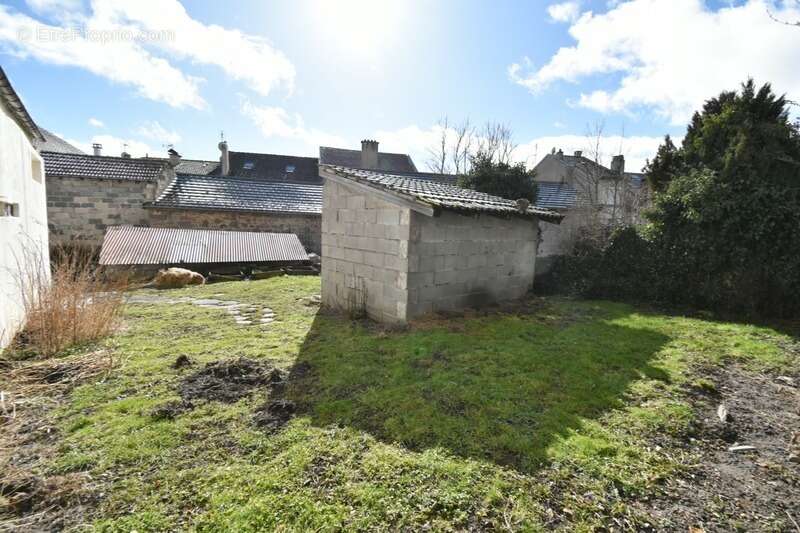 Maison à SAINT-AGREVE