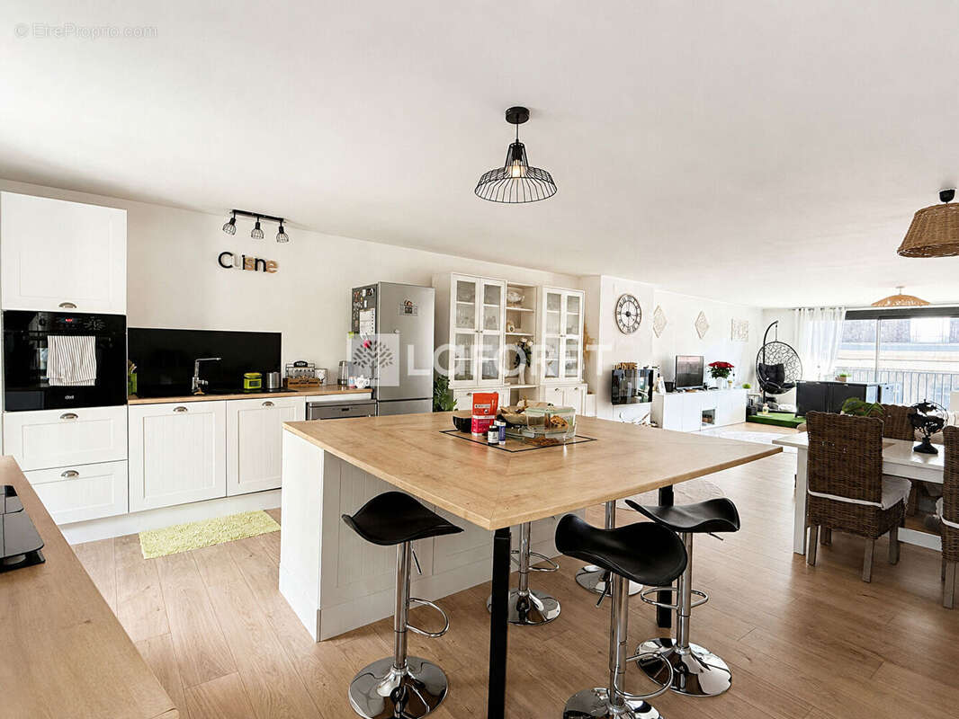Appartement à SAINTES