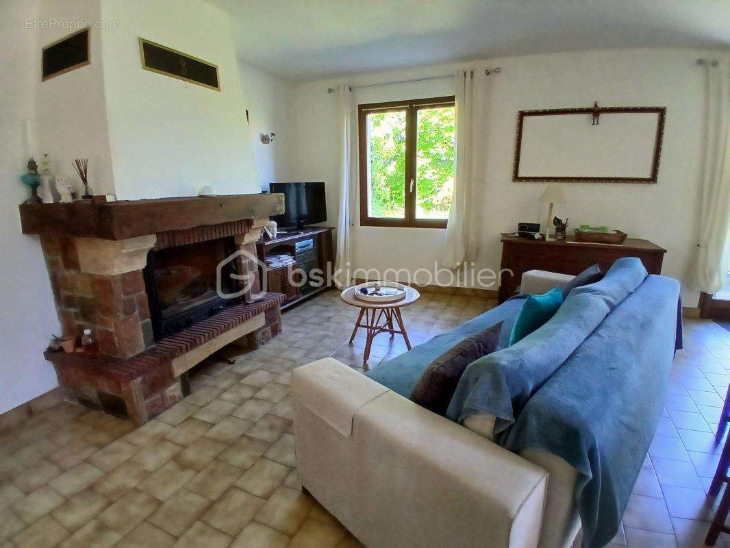 Maison à SAINT-BENOIT-SUR-LOIRE