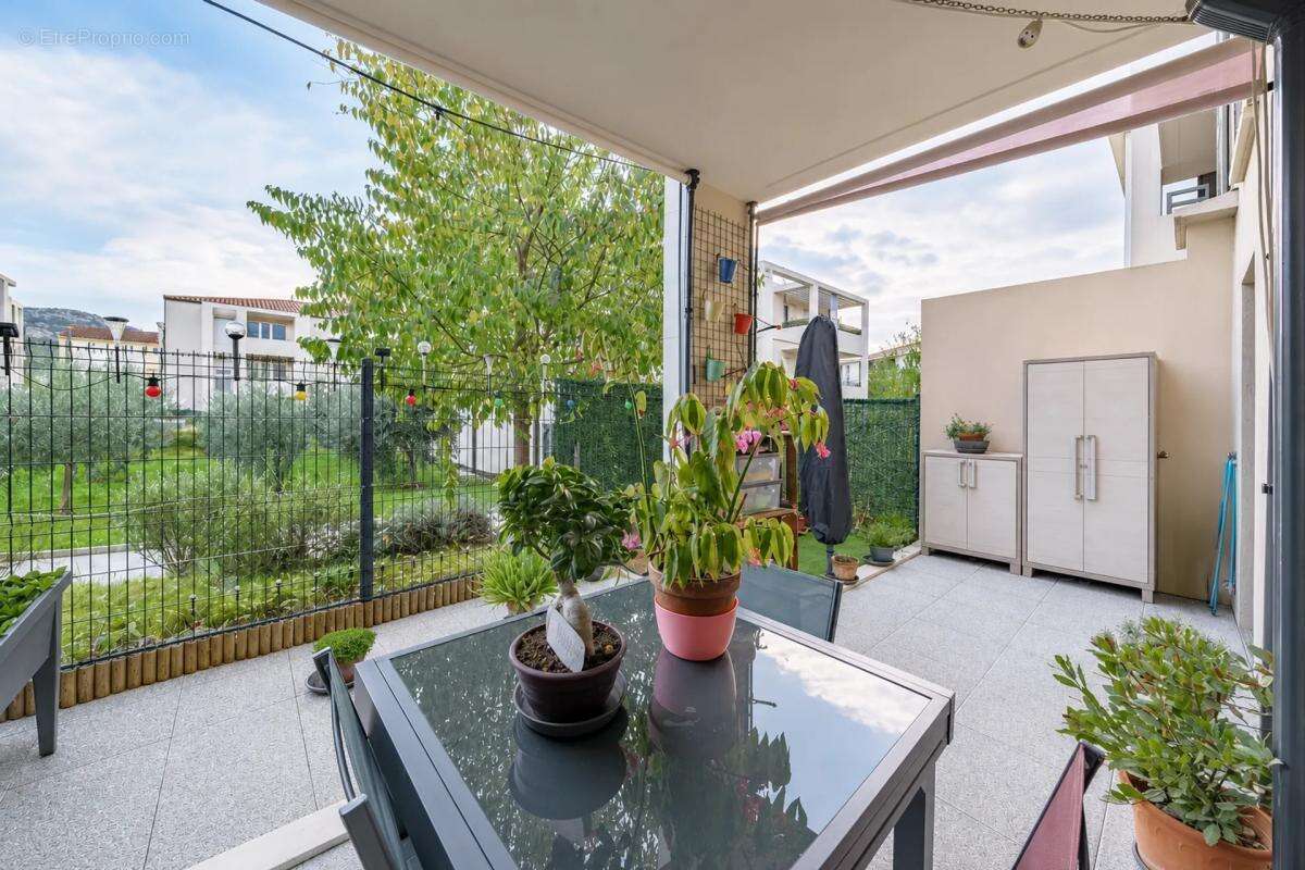 Appartement à LE CASTELLET