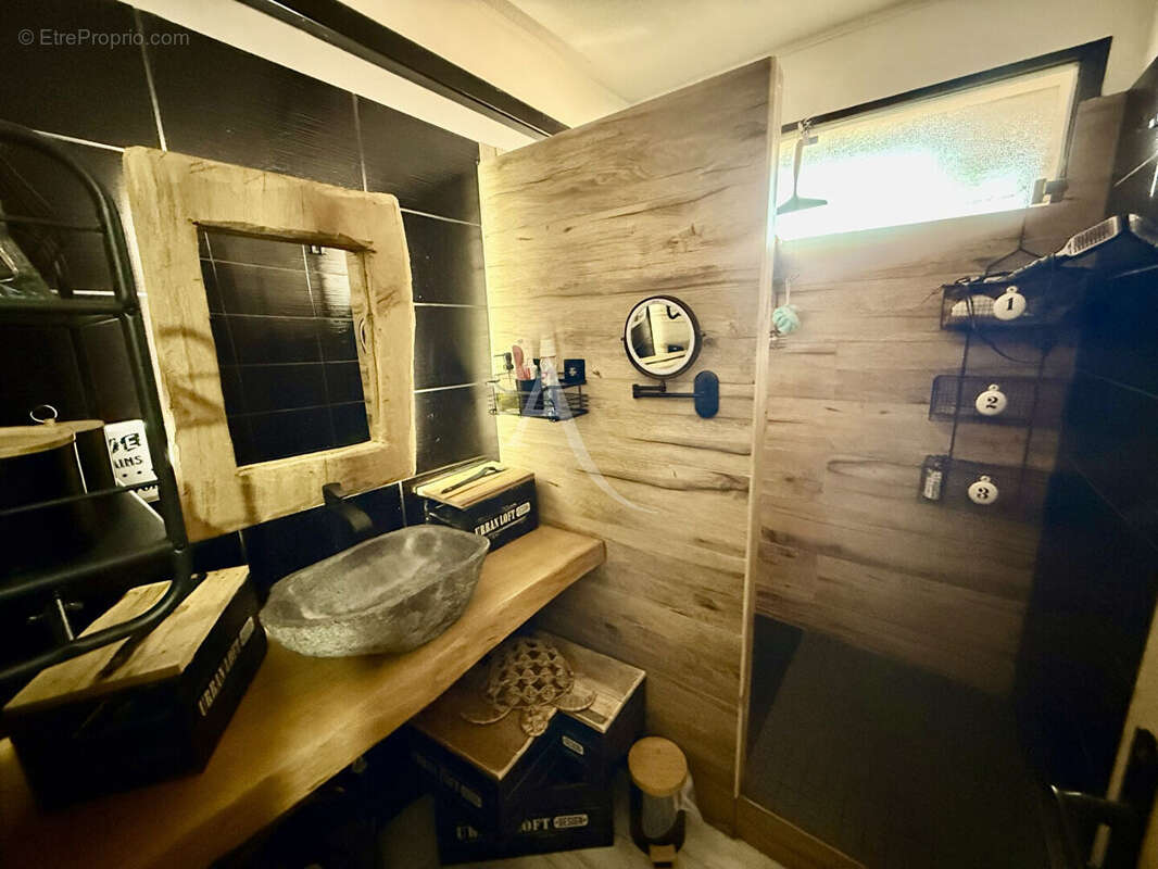 Appartement à SALON-DE-PROVENCE