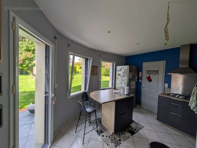Locmalo maison récente avec vie de plain pied de 5 pièces 130 m² parcelle de 2000m² clôturée - photo 7