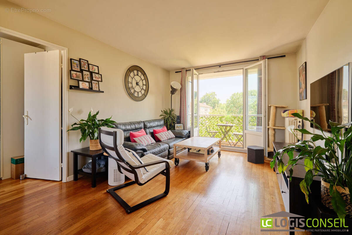 Appartement à CHATENAY-MALABRY