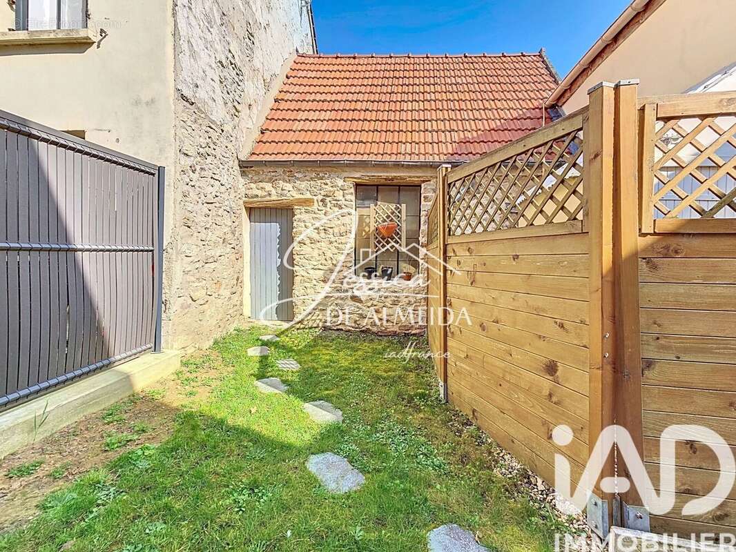 Maison 80 m² à Ermenonville  - photo 9