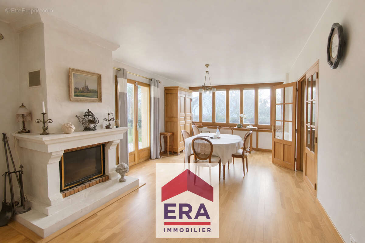 Maison à SARTROUVILLE