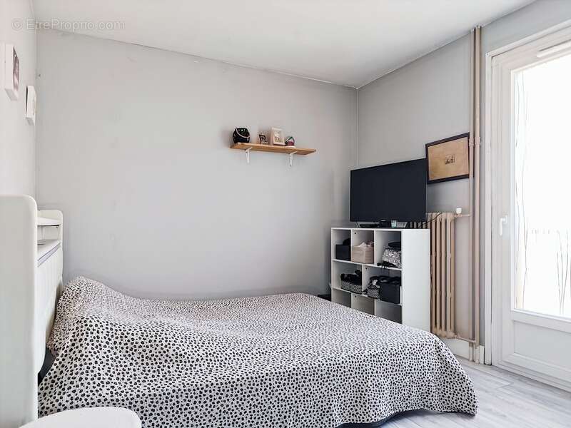 Appartement à vendre 3 pièces AMBILLY (74) - photo 4