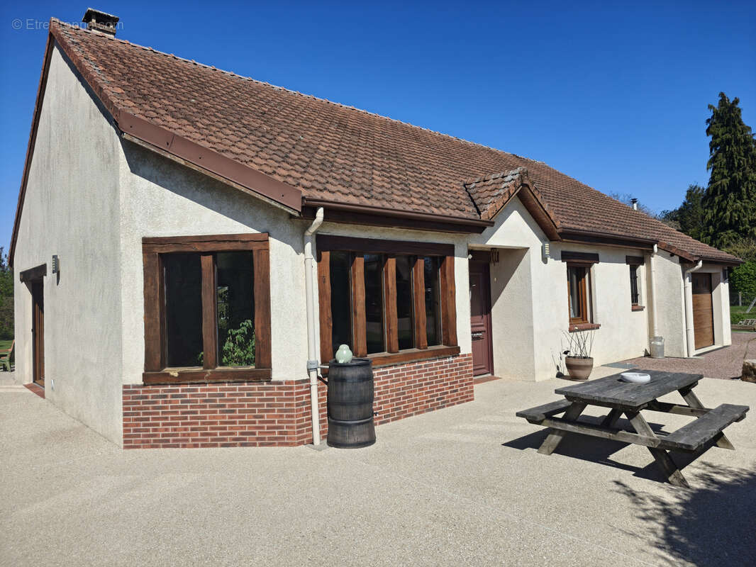Maison à BERNAY