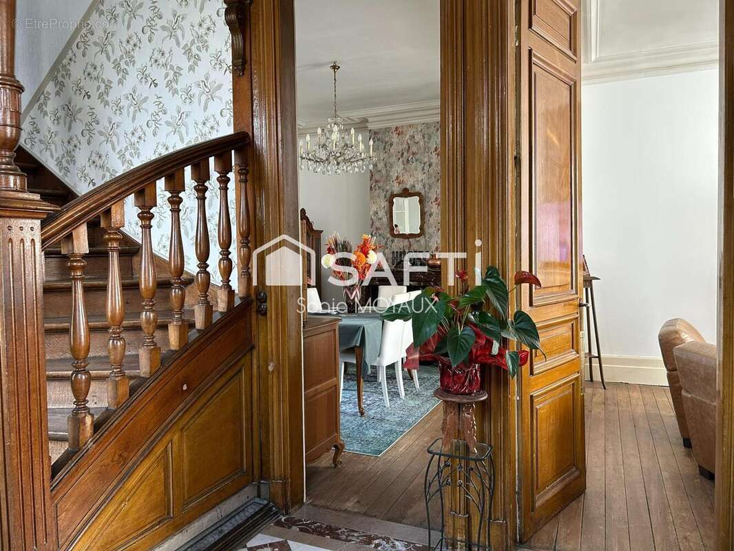 Photo 2 - Maison à RAISMES