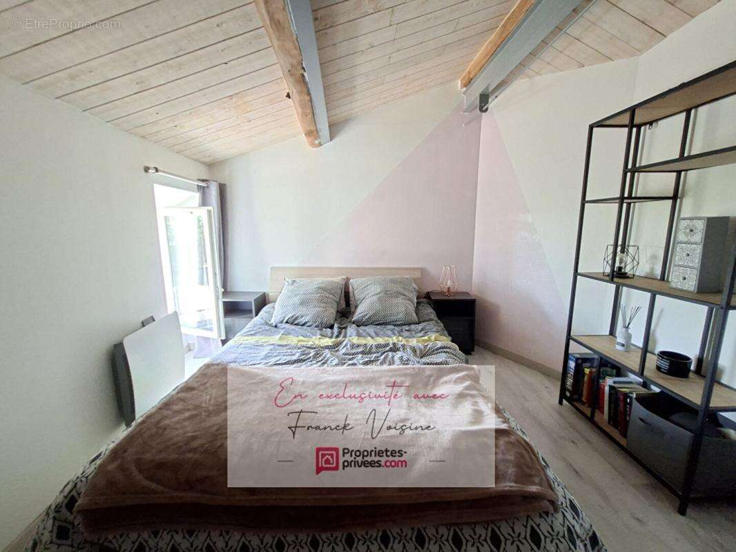 A VENDRE en Exclusivité à Saint Paul en Pareds, Maison de 90 m2 avec 3 chambres sur une parcelle de  284 m2, plus jardins et dép - photo 5