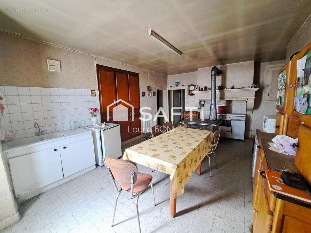 Photo 2 - Maison à GONDRECOURT-LE-CHATEAU