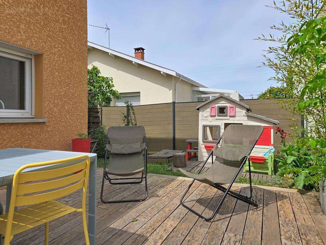 Maison - 4 Chambres - Jardin - Terrasse - Garage - Proche commodités - photo 21